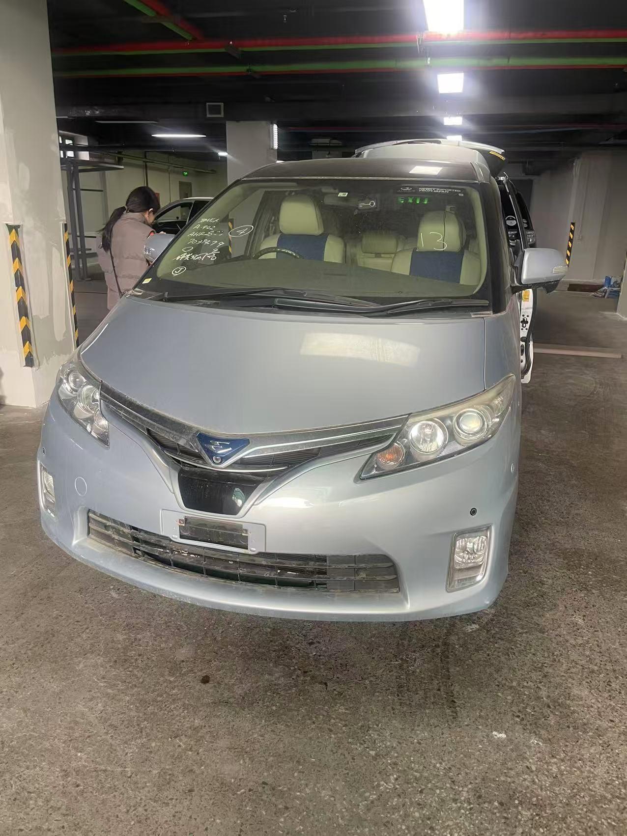 2006-2015 KLUGER FLOOR MAT/4 DOORS/3ROWS/5PCS MGwitout aisle